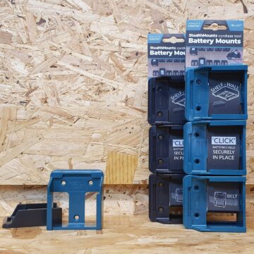 Blue Battery Mounts for Makita 18v LXT 6 pack