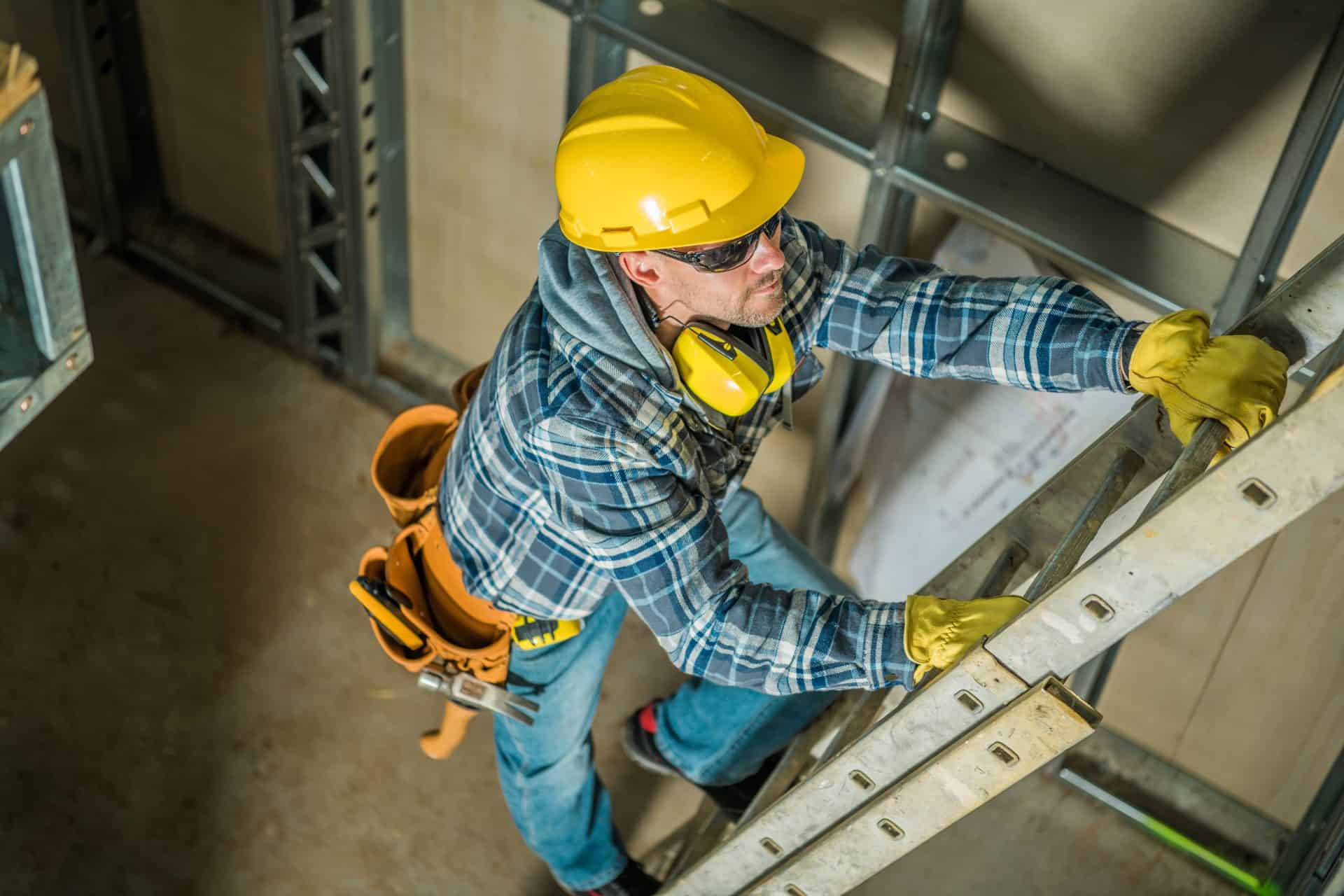 Opsteekladder van gevelridder, veilig werken.