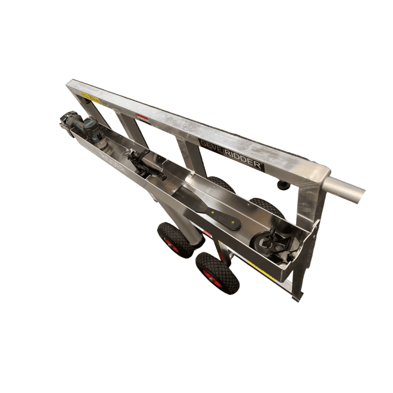 Aluminium Tool Tray voor glas- en platenkarren. Compact en robuust gereedschapbakje met middenschot en sparingen voor onder andere een kitspuit, hakmes en accutol. Eenvoudig te monteren en geschikt voor verschillende typen glaskarren. Engels Aluminium Tool Tray for glass and panel trolleys. Compact and durable tool tray with a central divider and cut-outs for tools such as a sealant gun, chopping knife and cordless drill. Easy to install and suitable for various glass trolleys. Frans Bac à outils en aluminium pour chariots à verre et à panneaux. Bac compact et robuste avec cloison centrale et découpes pour pistolet à mastic, couteau de découpe et perceuse sans fil. Facile à monter et compatible avec différents chariots à verre. Duits Aluminium-Werkzeugablage für Glas- und Plattenwagen. Kompakte und robuste Werkzeugablage mit Mittelteiler und Aussparungen für Kartuschenpistole, Schneidmesser und Akkuschrauber. Einfach zu montieren und für verschiedene Glaswagen geeignet. Pools Aluminiowa tacka narzędziowa do wózków do szkła i płyt. Kompaktowa i wytrzymała tacka z przegrodą oraz otworami na pistolet do silikonu, nóż i wkrętarkę akumulatorową. Łatwa w montażu i odpowiednia do różnych typów wózków szklarskich.