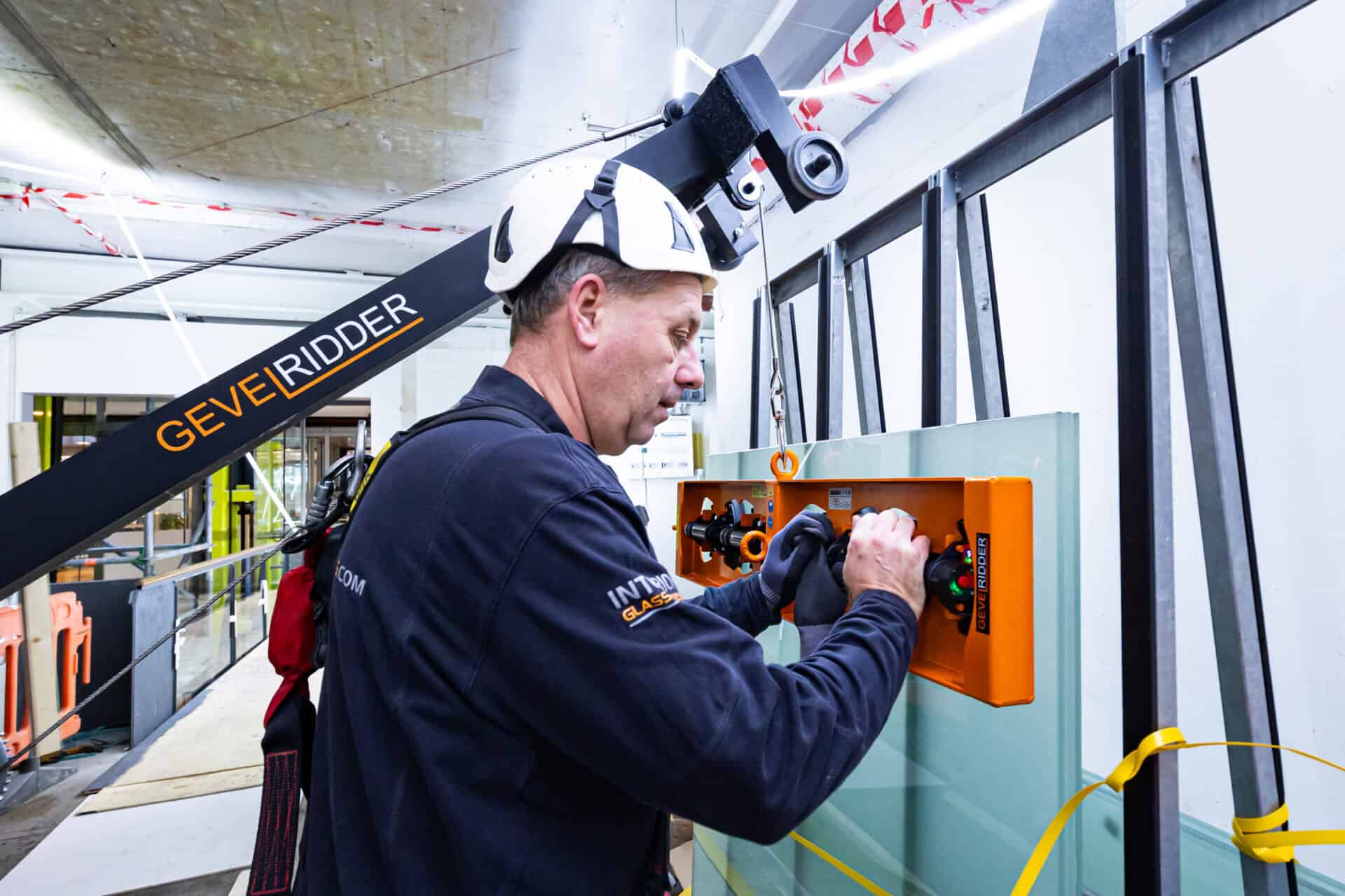 KIM250 van Gevelridder vacuumheffer accuzuiger de lichtste ter wereld.